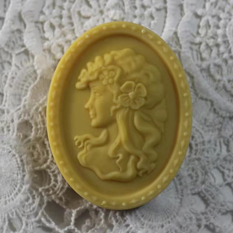 Queen Soap Mold for Soap Makin - Soap Making Queen review and price